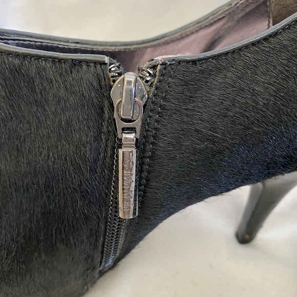 Calvin Klein fur hide ankle  boots  size 9 - Picture 8 of 8